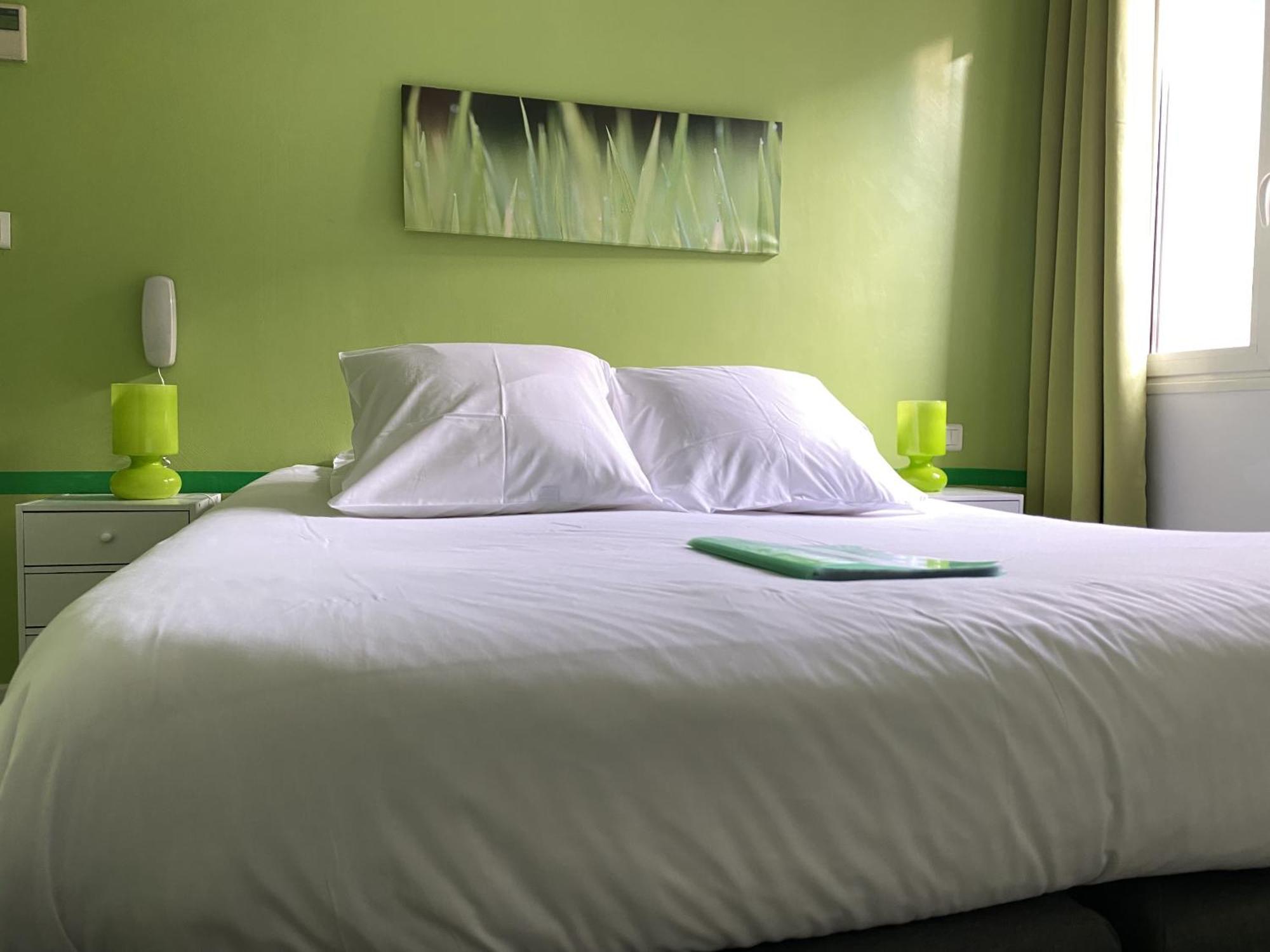 Hotel La Rotonde 2*